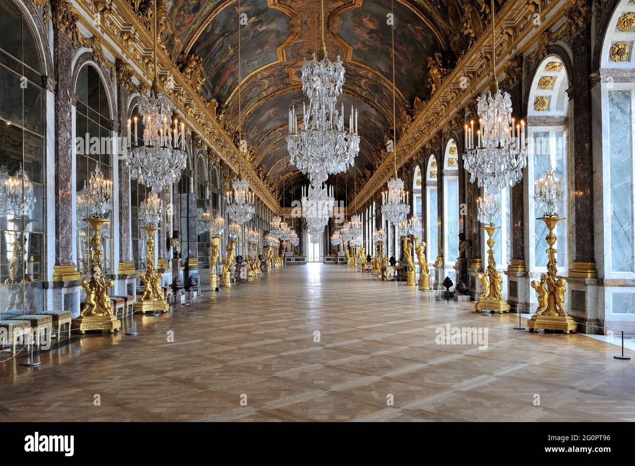 FRANCE, YVELINES (78) DOMAINE DE VERSAILLES, THE PALACE, THE HALL OF  MIRRORS Stock Photo - Alamy