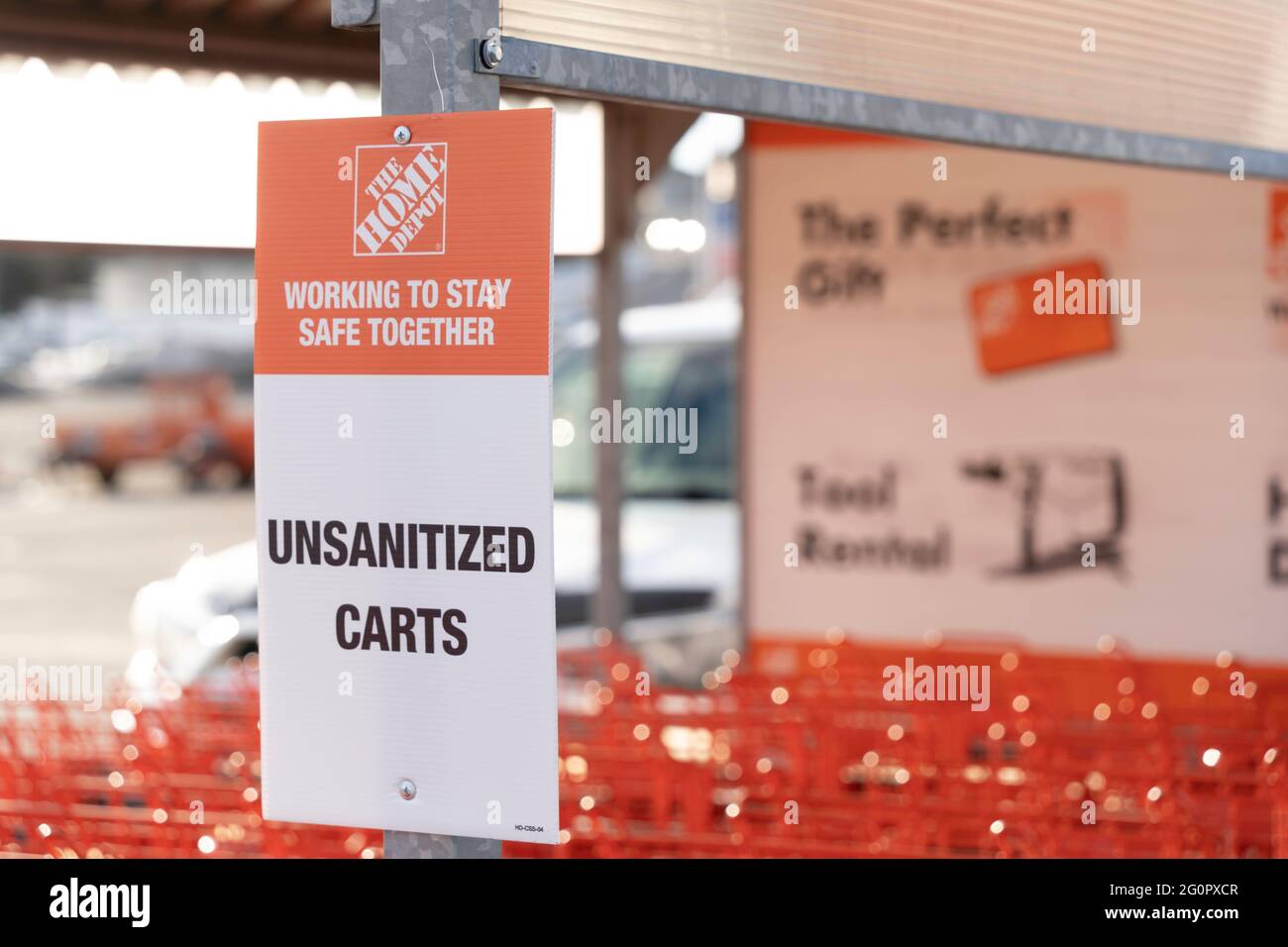 Hardware store and home depot hires stock photography and images Alamy