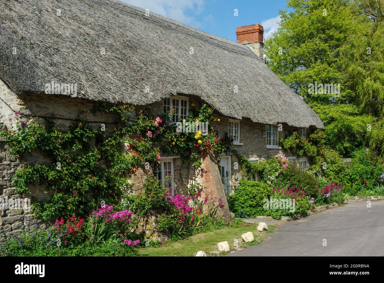 Dorset uk cottage hi-res stock photography and images - Alamy
