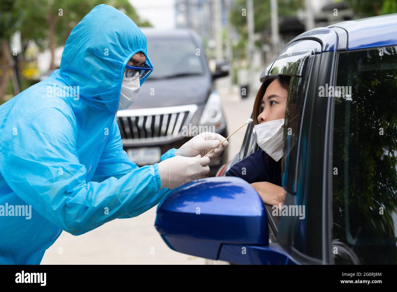 Full ppe suit hi-res stock photography and images - Alamy