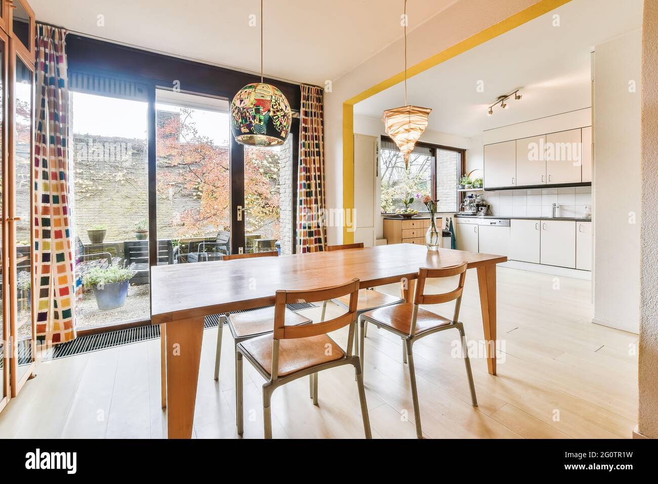 Luxury and beautiful dining room interior design Stock Photo - Alamy