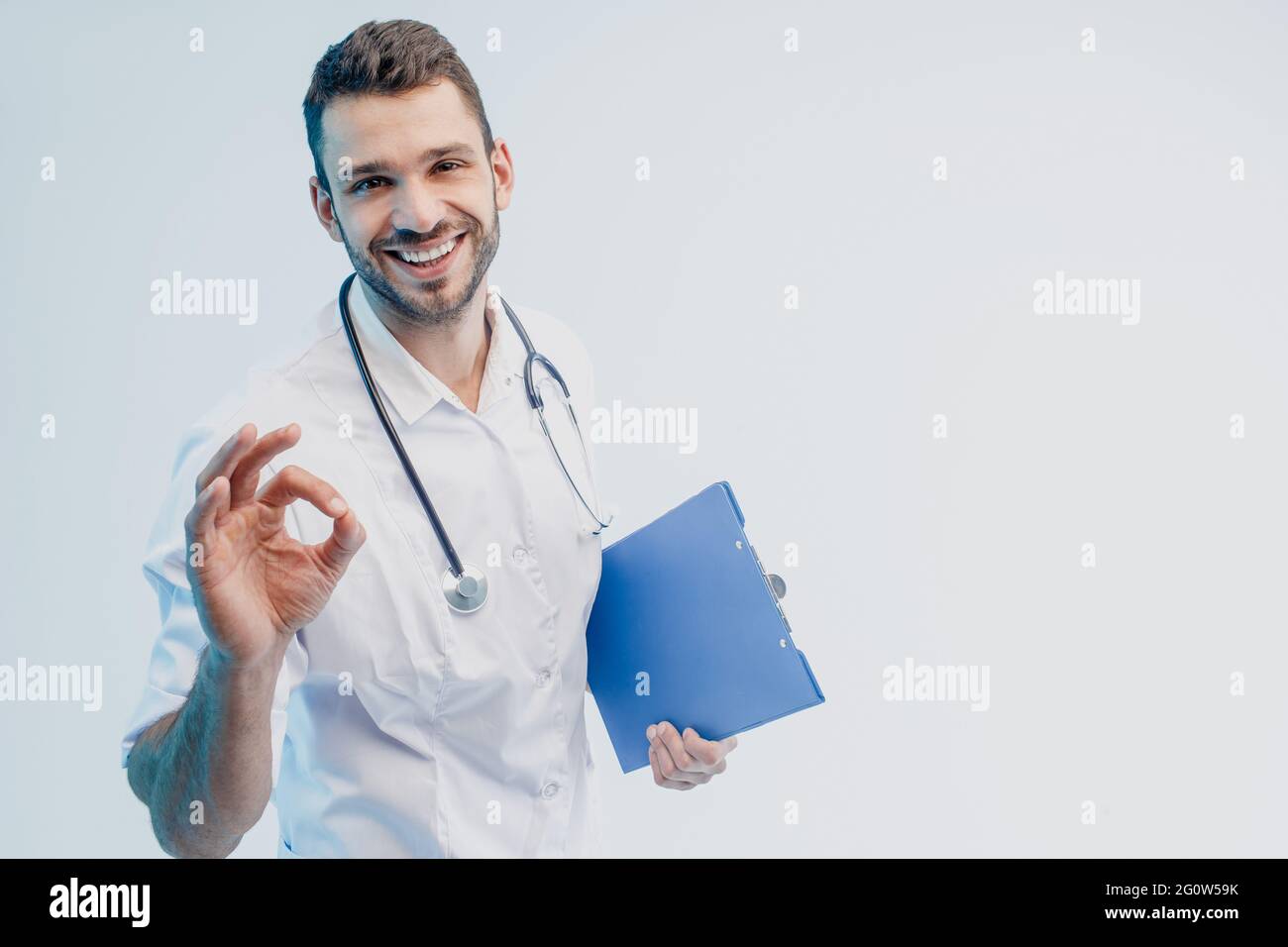 Happy doctor person hi-res stock photography and images - Alamy