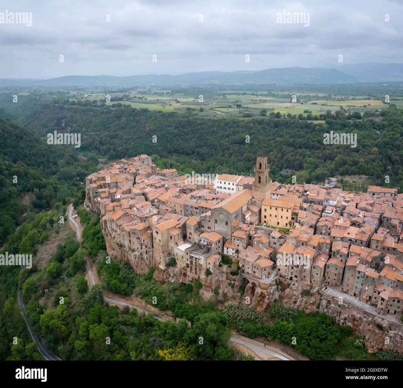 Aerial view of the old town of Pitigliano, called "the little Jerusalem". Grosseto district, Tuscany, Italy, Europe. Stock Photo