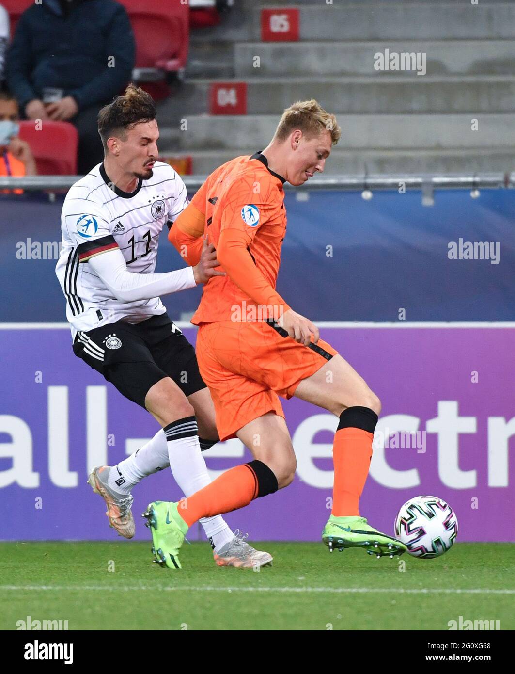 Futebol Épico - Vamos ao Resumo do Dia? RESUMO DO DIA (05-08): LIGA EUROPA  - OITAVOS-DE-FINAL - 2.ª MÃO FC Kobenhavn 3-0 Istanbul Basaksehir (3-1 na  eliminatória) 04' [1-0] Jonas Older Wind