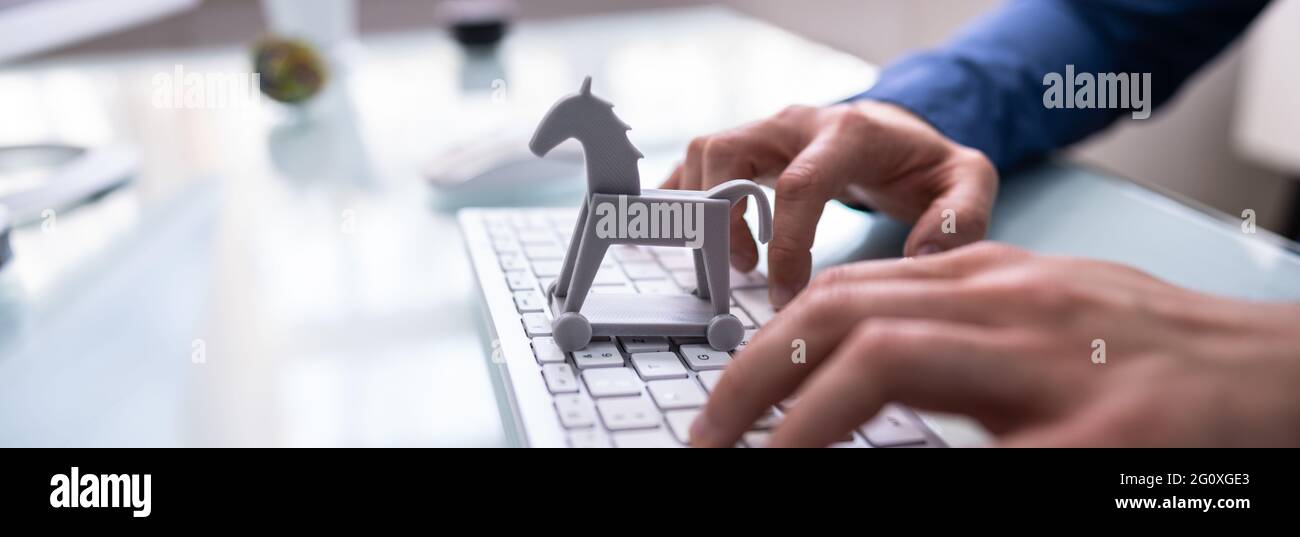 Trojan horse virus hi-res stock photography and images - Alamy