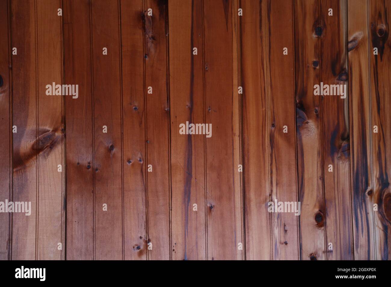 Red wood stain hi-res stock photography and images - Alamy