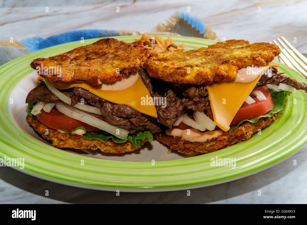 Jibarito Sandwich Recipe with Flank Steak and Aioli 