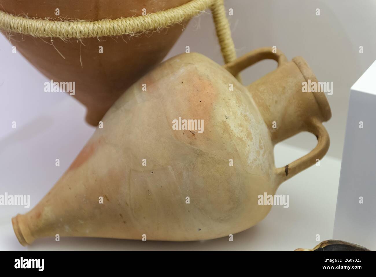 Greek olive vessel hires stock photography and images Alamy