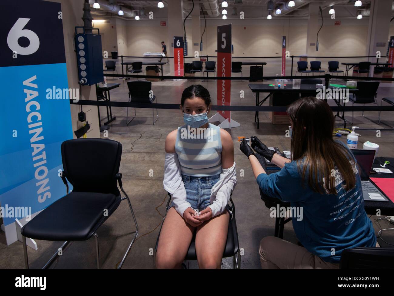 03/06/21: COVID-19 Vaccine. Haynes Convention Center, Boston, Massachusetts, USA. Credit: Chuck Nacke/Alamy Live News Stock Photo