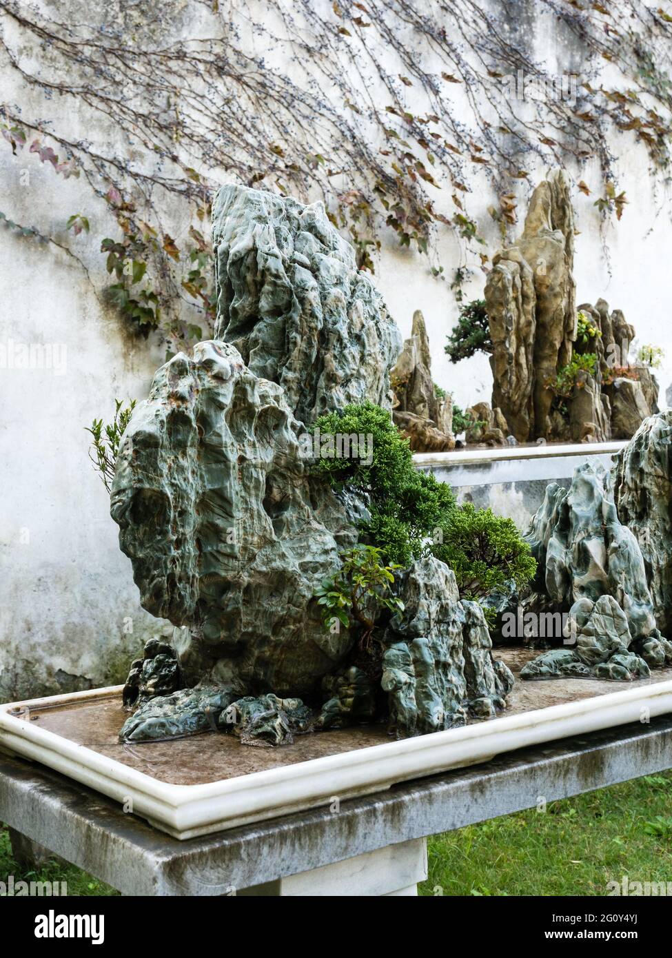 Jardin miniature photo stock. Image du roche, présidence - 78143086