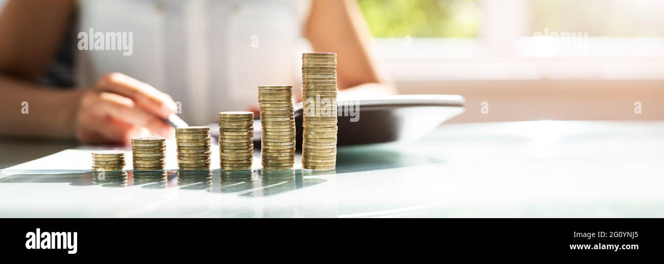 Calculate income tax hi-res stock photography and images - Alamy