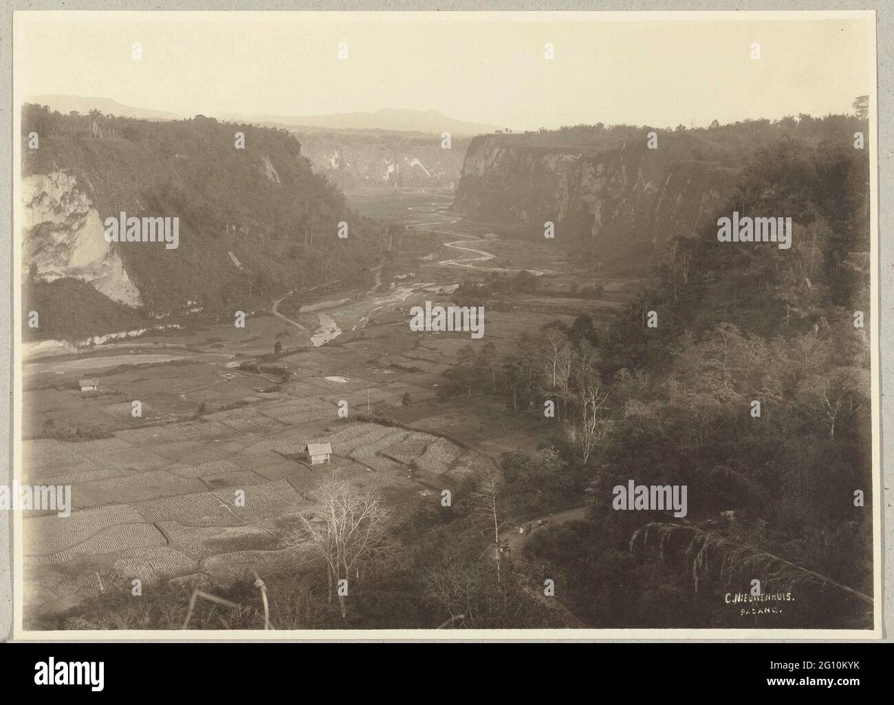 View of the carbone hole and the immediate surroundings at BukittingGi; Carbouwittat Fort De Kock. Stock Photo