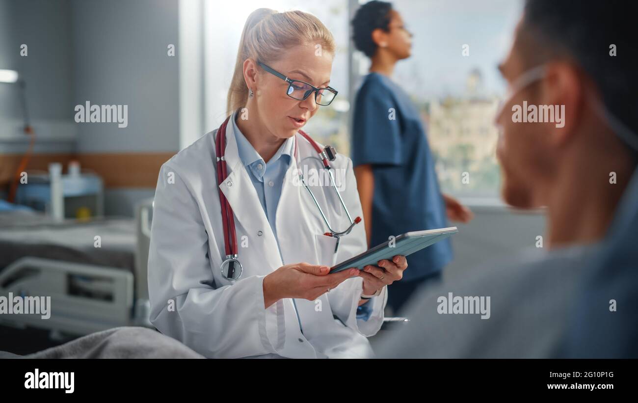 Doctor patient hospital bed hi-res stock photography and images - Alamy