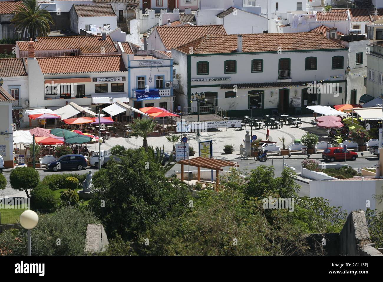 A general view of Ferragudo, a charming fishing town situated on the eastern side of the Arada River on the western border of the municipality of Lagoa, in Portugal and which is often claimed to be the prettiest village in the Algarve. Picture date: Thursday August 7, 2008. Stock Photo