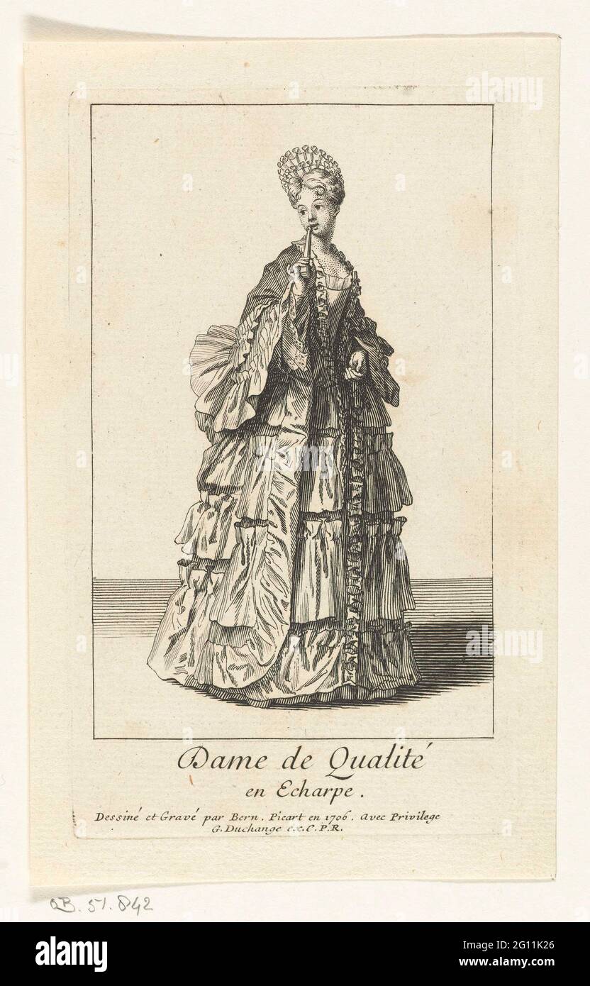 Lady the Qualité and Echarpe. Woman in japon with strips and fontang  hairstyle, ca. 1700-1710. Closely clapped range in hand Stock Photo - Alamy