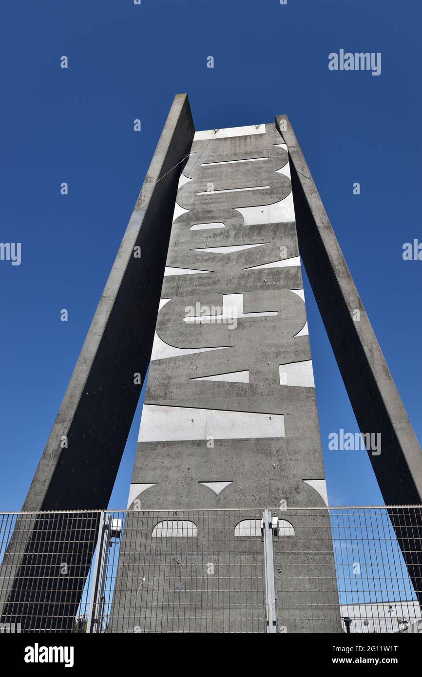 Climbing walls at Bancroft park, Blackpool Stock Photo Alamy