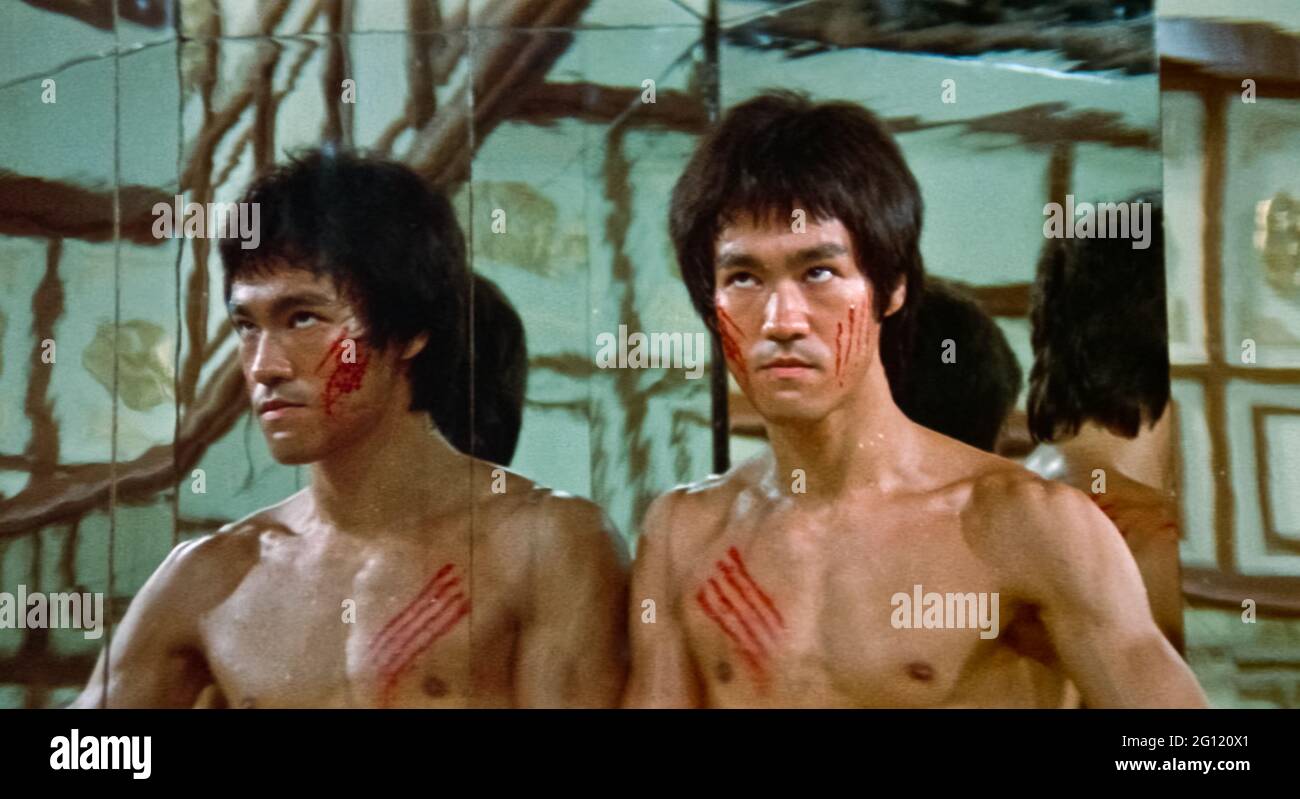 USA. Bruce Lee in a scene from (C)Warner Bros film: Enter The Dragon  (1973). Plot: A secret agent comes to an opium lord's island fortress with  other fighters for a martial-arts tournament.
