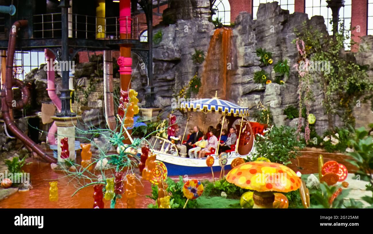 USA. A scene from (C)Paramount Pictures film Willy Wonka & the