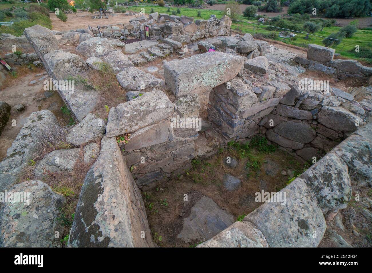Hijovejo archaeological site. Main chamber. Fortified roman enclosure on top granite scree. Quintana de la Serena, Extremadura, Spain. Stock Photo
