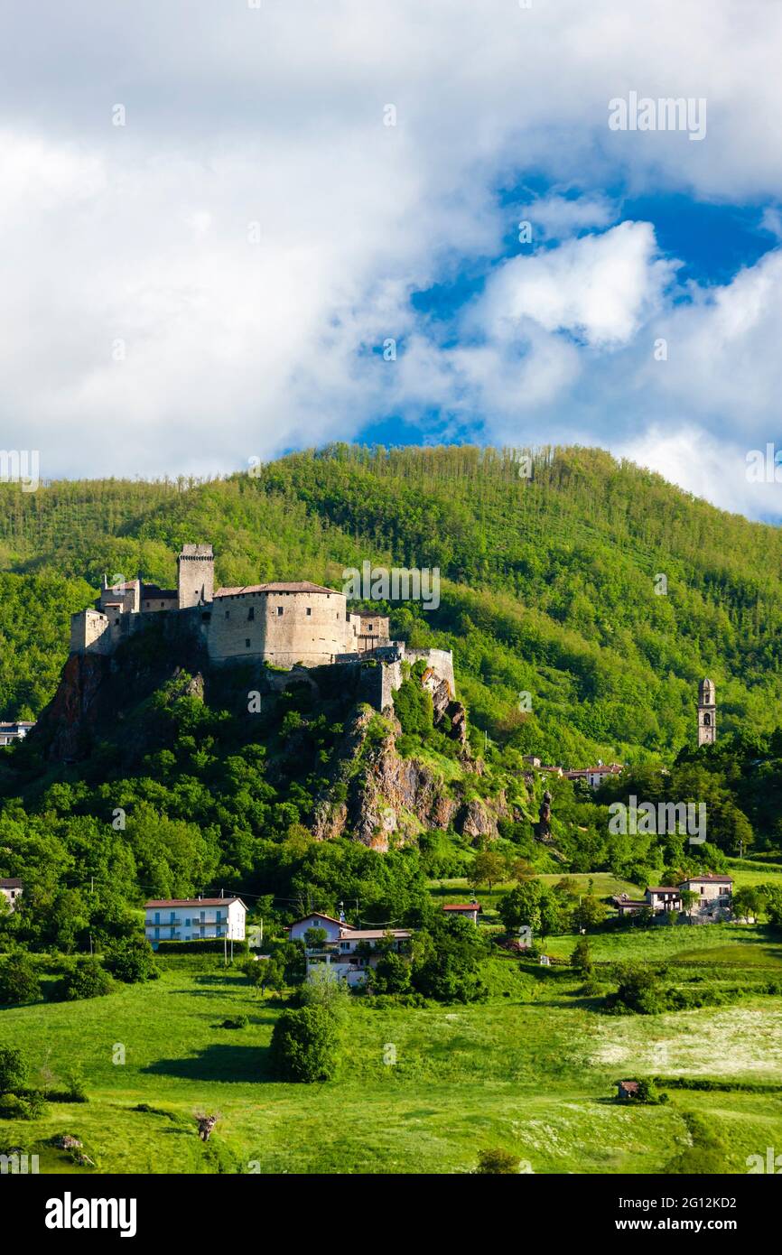 Bardi castle, Italy Stock Photo - Alamy