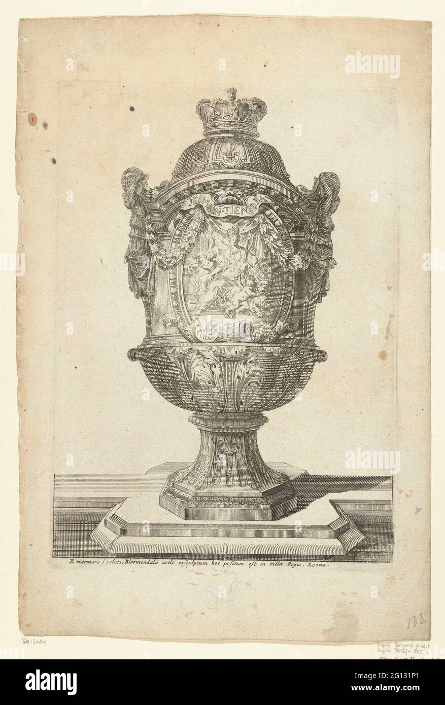 Vase with characteristic of Great Britain; Garden vases from Palace Het