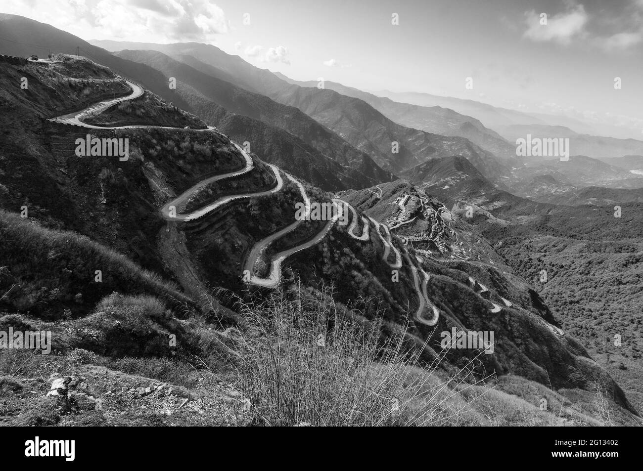 Beautiful Curvy roads on Old Silk Route, Silk trading route between China and India border, Sikkim, India. part of OBOR project of China for trade. Stock Photo