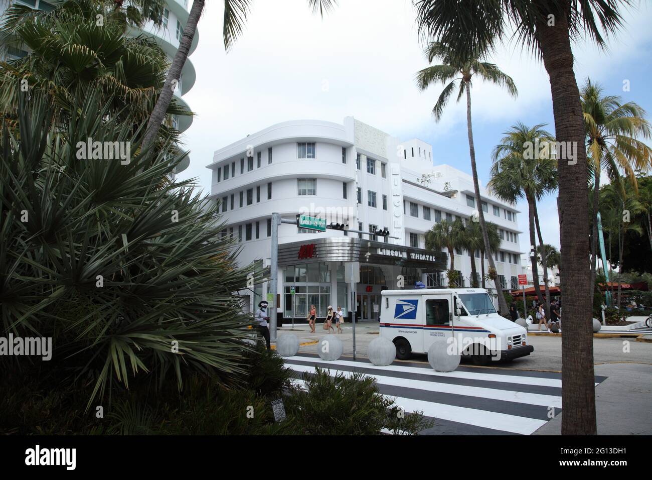 Lincoln road mall miami hires stock photography and images Alamy