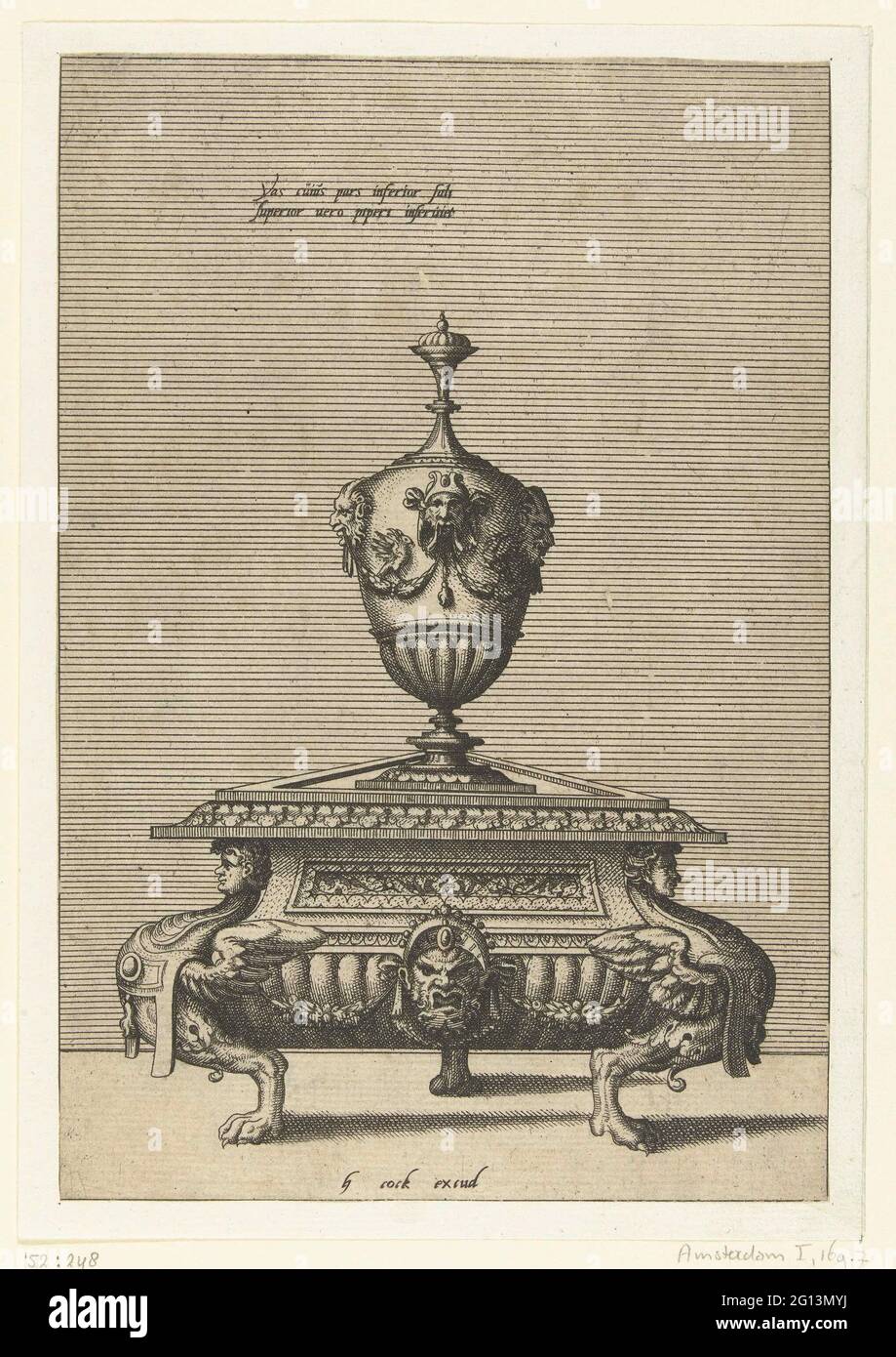 Pepper and salt barrel; Vas Cuius Pars Inferior Sali / Superior Vero Piperi Inseruite; Crockery such as jugs, pepper and salt vessels and a drinking scale. The triangular salt barrel is worn by sphinxes. The portion for pepper thereon has the shape of a vase. Horizontal shaded background. From series of 12 sheets. Stock Photo