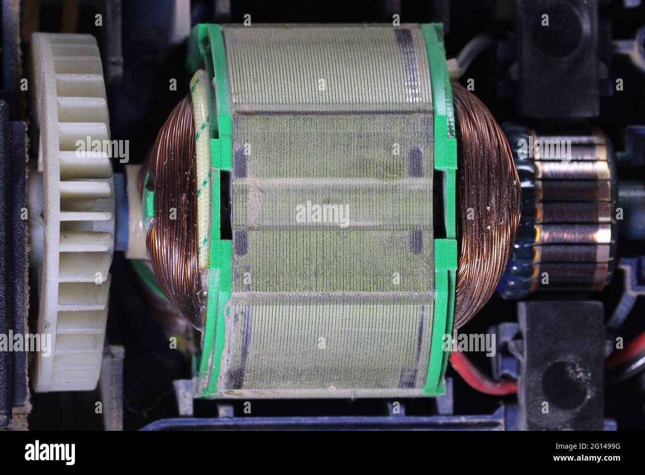 Electric motor with carbon brushes and commutator. Electric machine inside Stock Photo Alamy