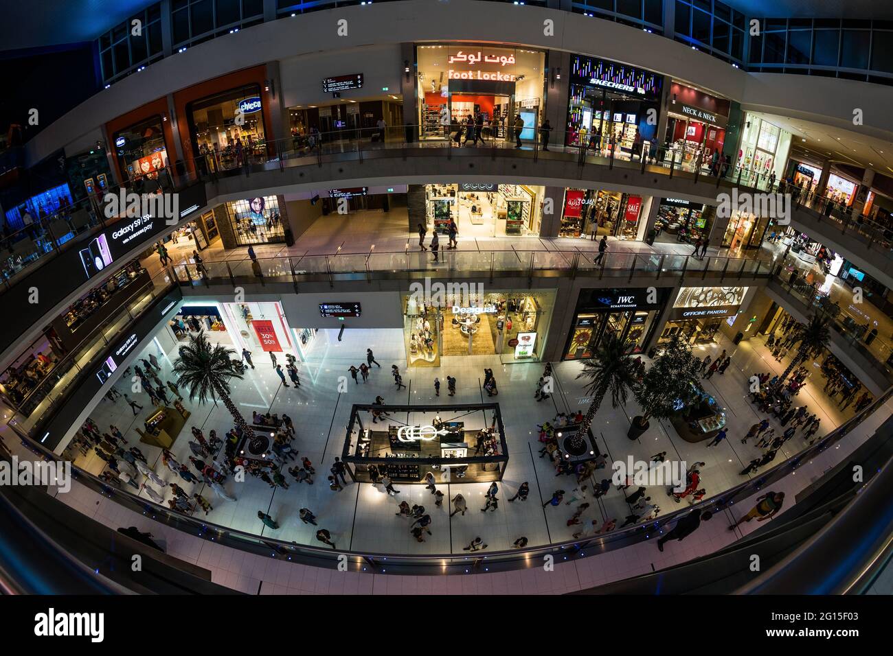 The interior of Dubai Mall via fisheye lens Stock Photo - Alamy