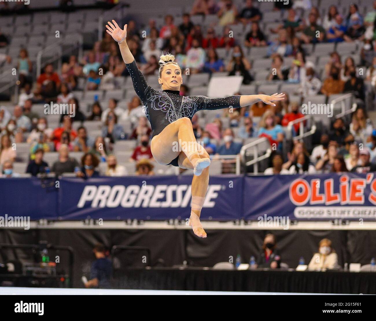 Texas, USA. 04th June, 2021. June 4, 2021: MyKayla Skinner does a tumbling pass during Day 1 of the 2021 U.S. Gymnastics Championships at Dickies Arena in Fort Worth, TX. Kyle Okita/CSM Credit: Cal Sport Media/Alamy Live News Stock Photo