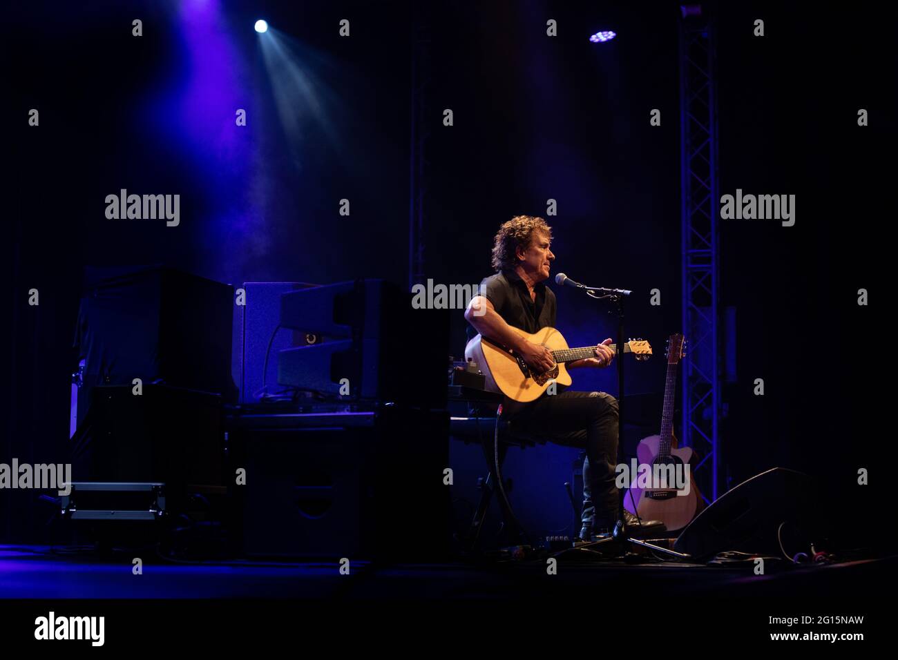 Ian Moss (Cold Chisel) performs a live solo show to celebrate 30 years of his first solo album, The Matchbox Tour Stock Photo