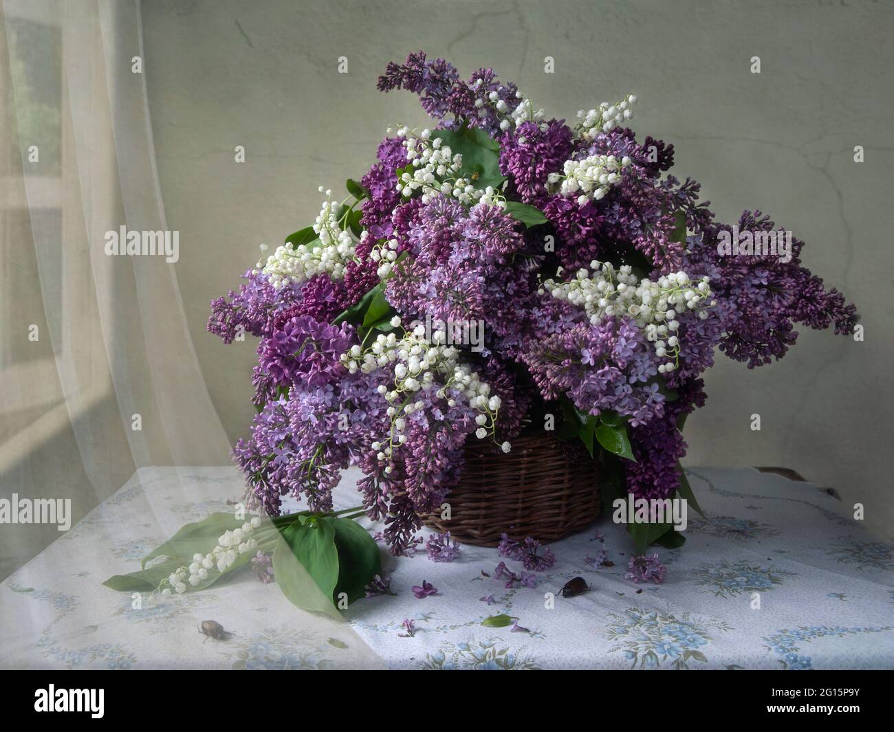 Floral still life with lilac bouquet Stock Photo - Alamy