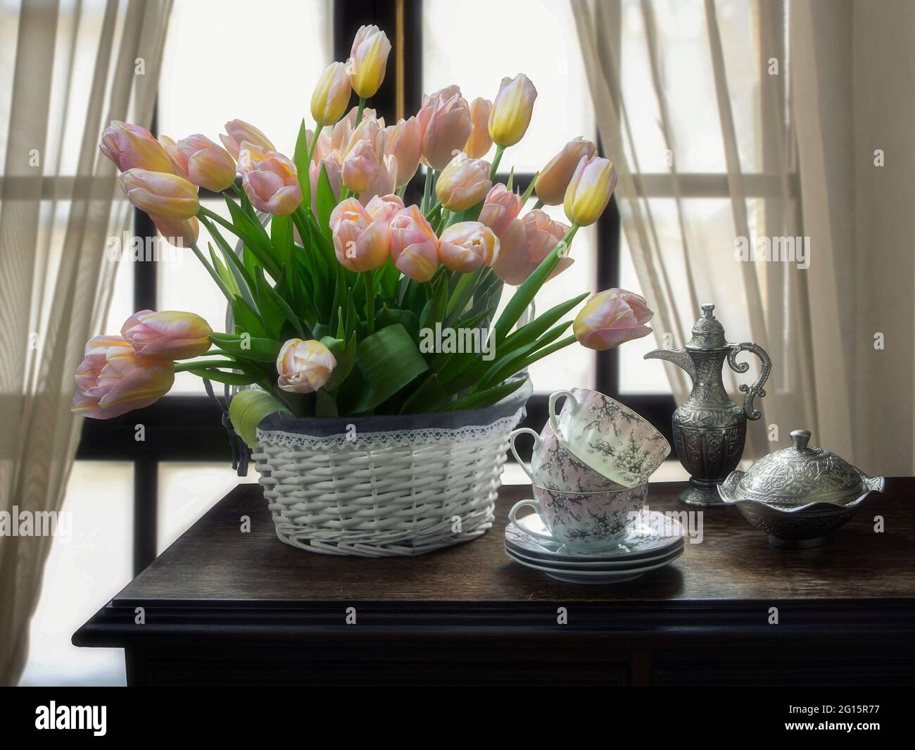 Still life with bouquet of tulips Stock Photo - Alamy