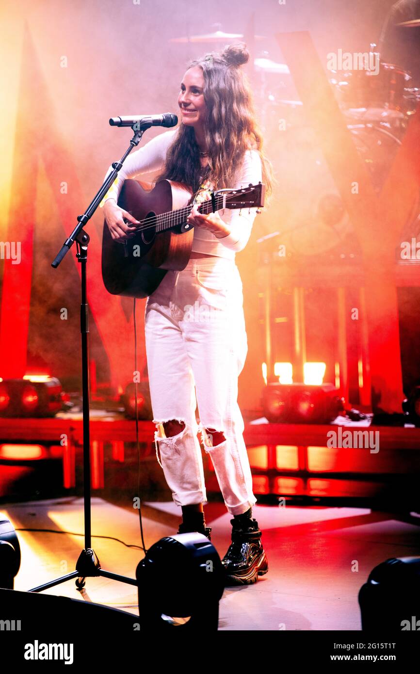 Amy Shark award winning Australian musicians performs a live concert in