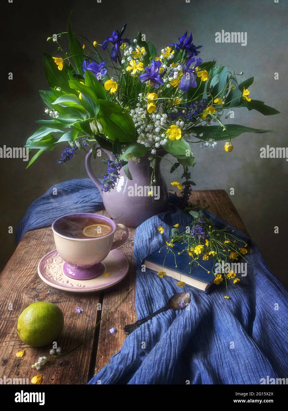 Still life with splendid bouquet of wild flowers Stock Photo - Alamy
