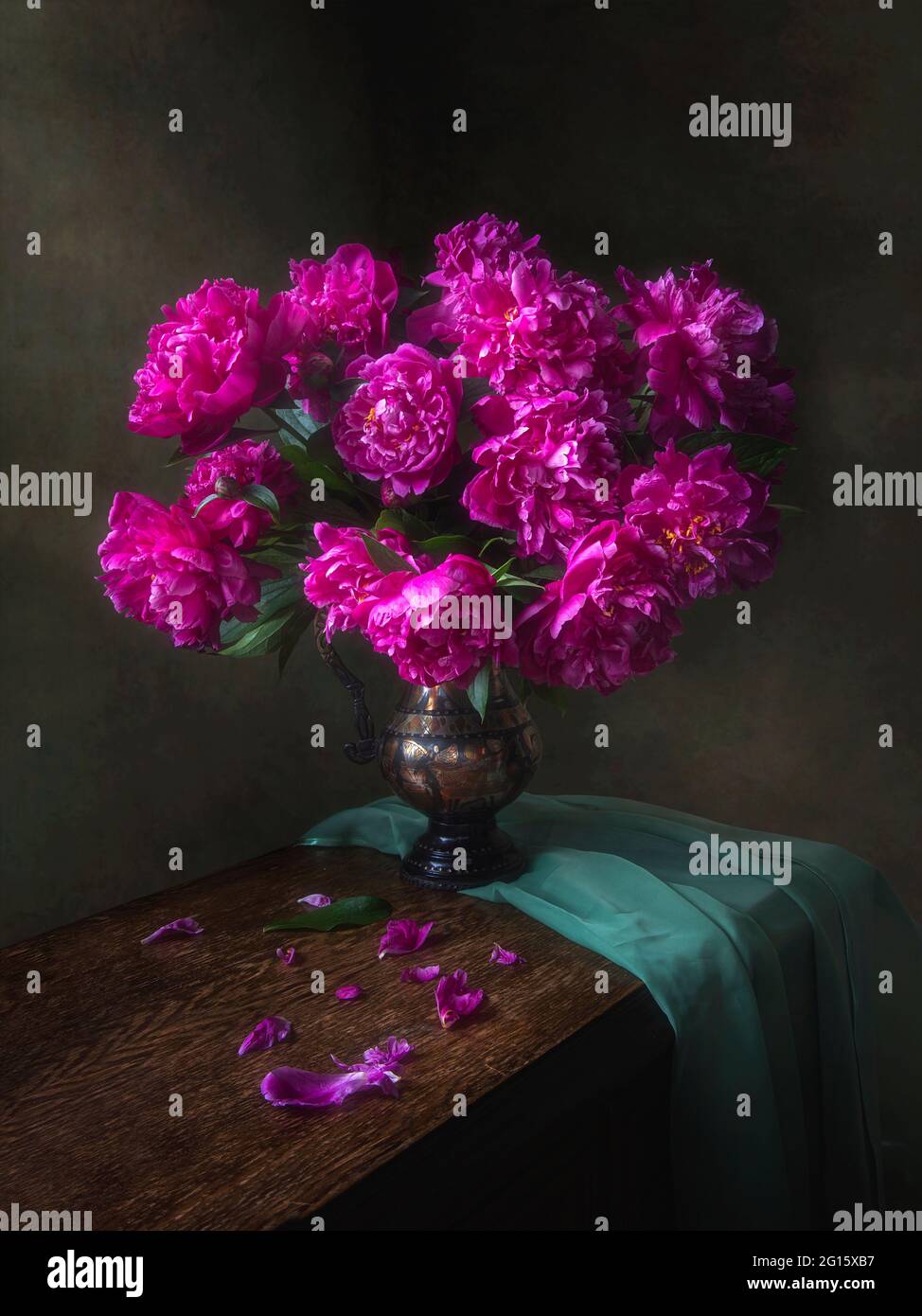 Still life with splendid bouquet of peonies Stock Photo - Alamy
