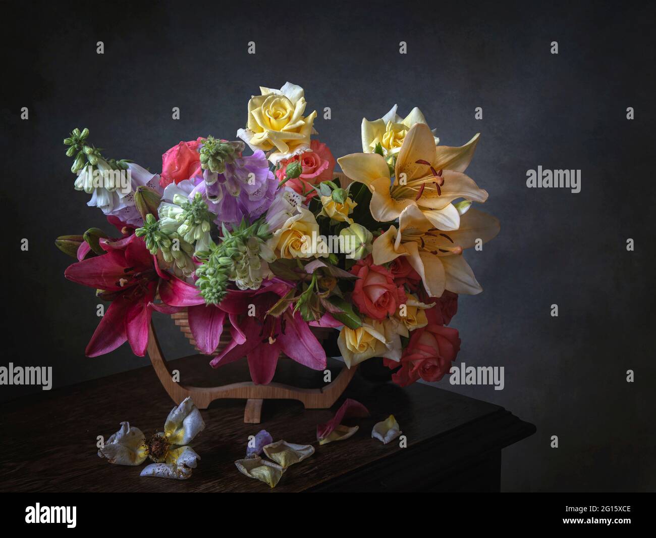 Still life with luxurious bouquet of flowers Stock Photo - Alamy