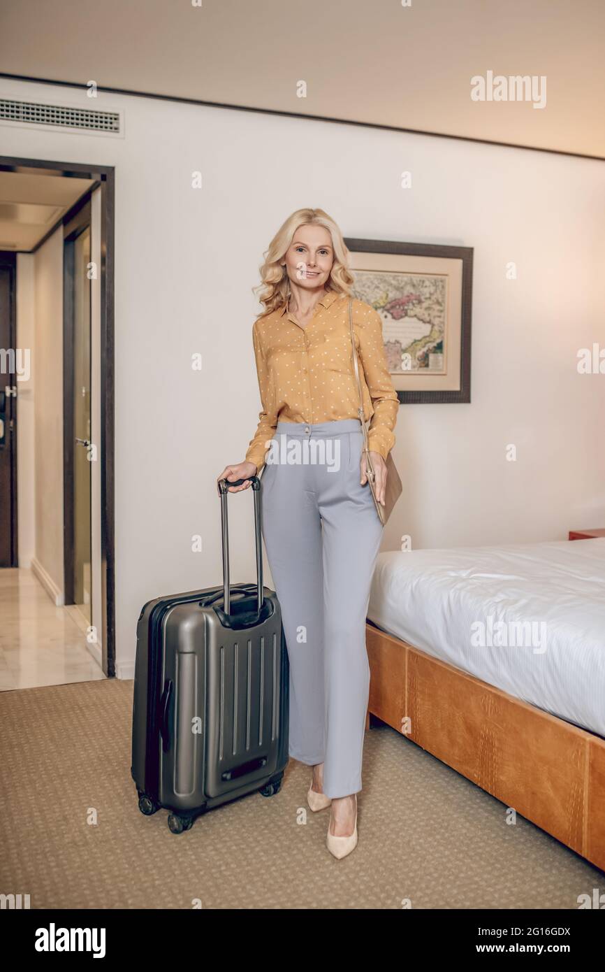 Stylish Blonde Woman In Room Hi res Stock Photography And Images Alamy stylish-blonde-woman-in-room-hi-res-stock-photography-and-images-alamy