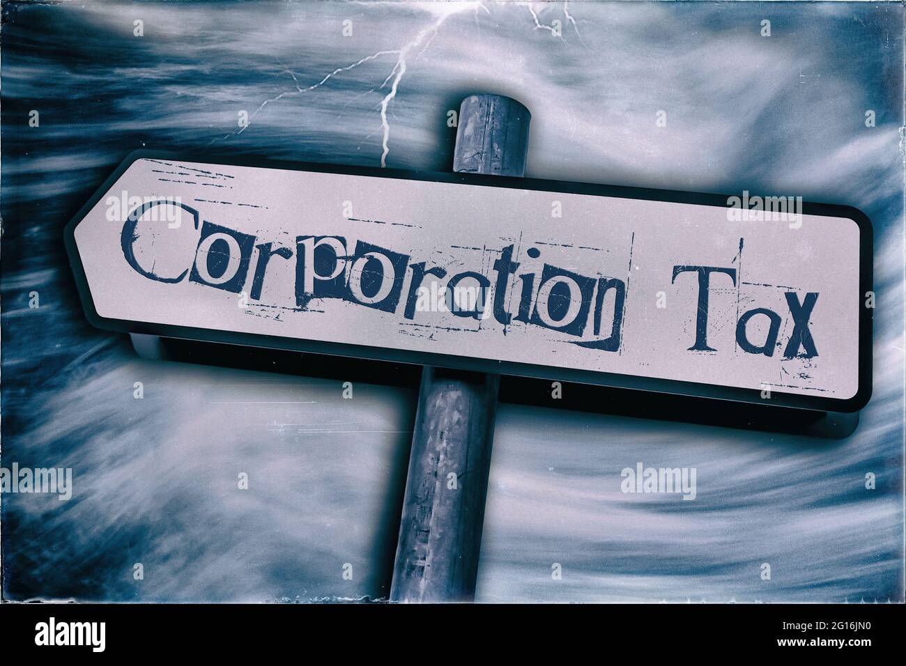 Keep accurate records hi-res stock photography and images - Alamy