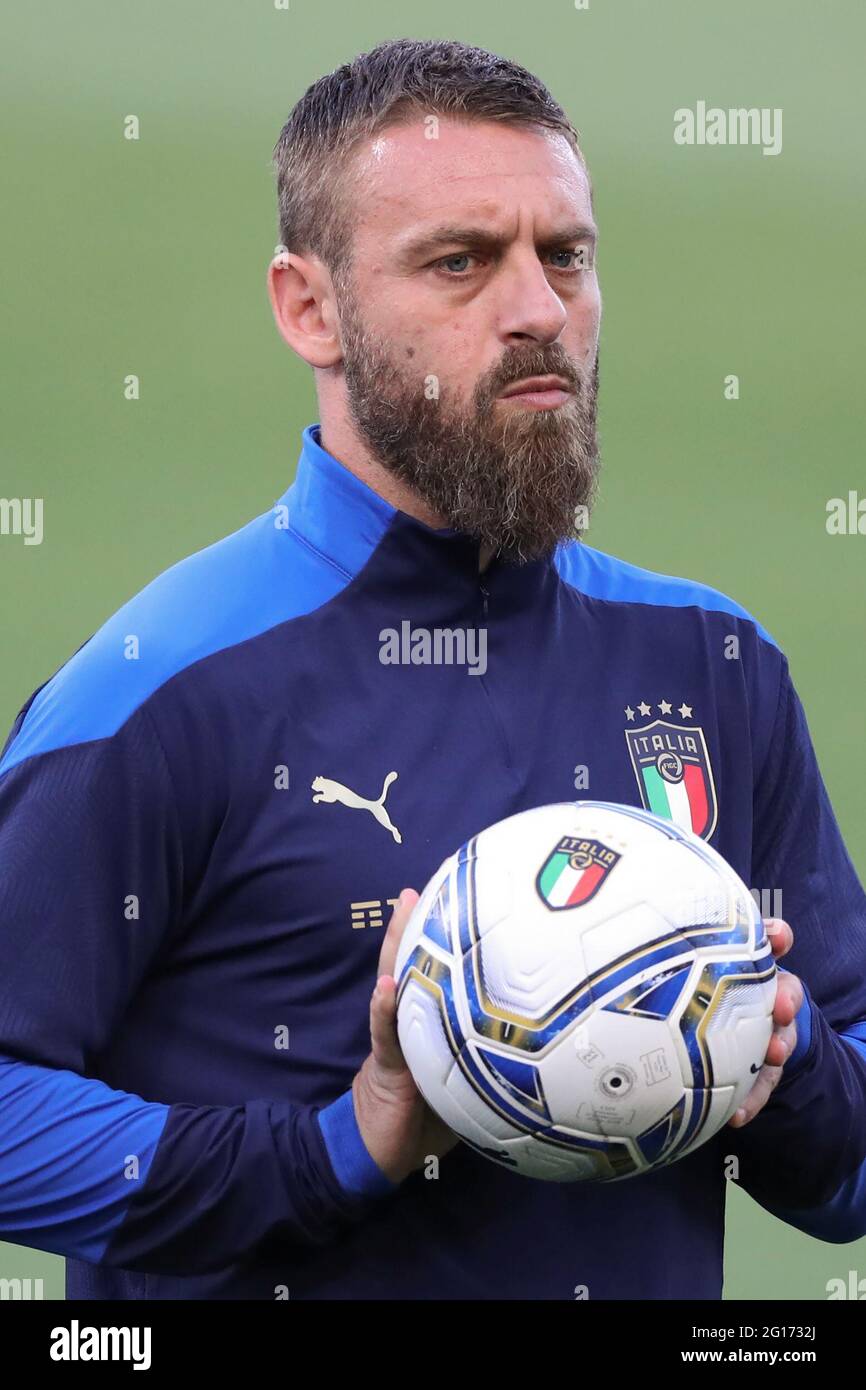 Bologna, Italy, 4th June 2021. Former AS Roma legend and actually Italy Assistant coach Daniele De Rossi during the warm up prior to the International Football Friendly match at Stadio Dall'Ara, Bologna. Picture credit should read: Jonathan Moscrop / Sportimage Stock Photo