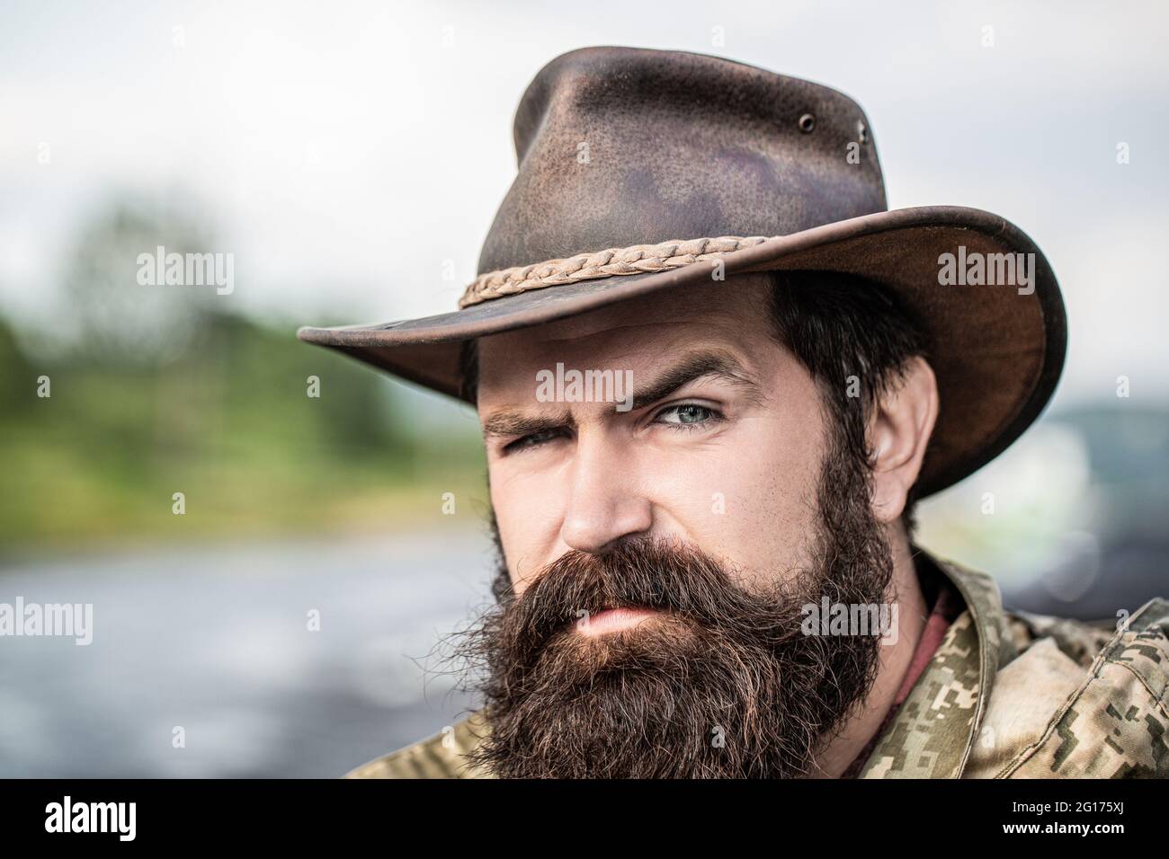 Rugged handsome man face hi-res stock photography and images - Alamy