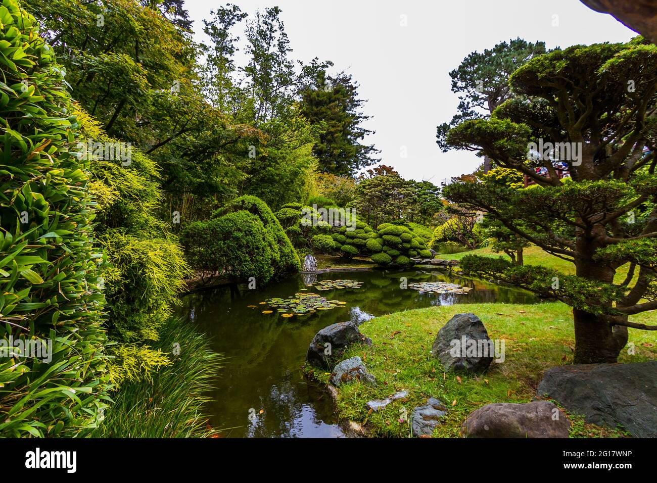 Beautiful zen zen park hires stock photography and images Alamy