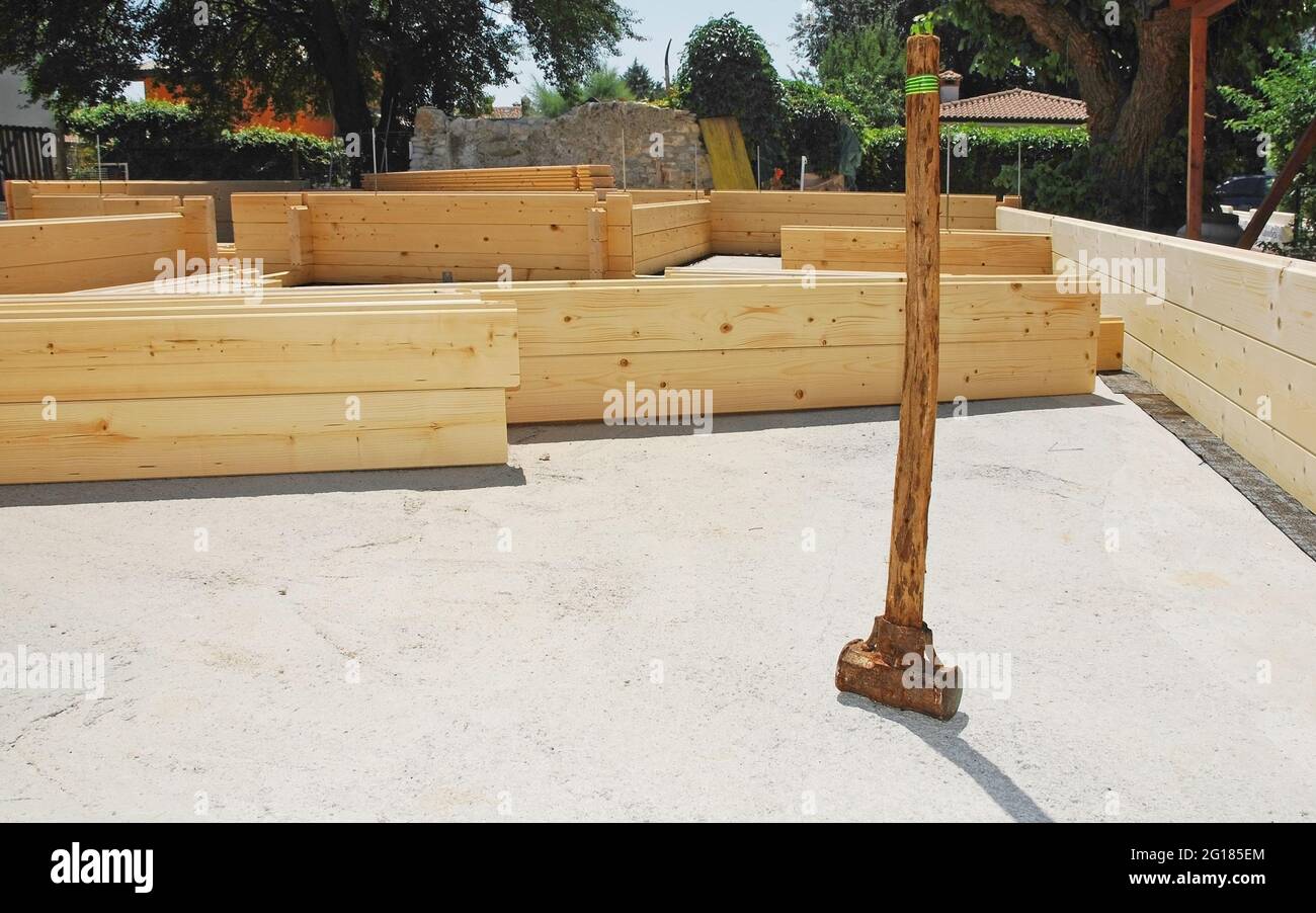 Sledge Structure Pre fabricated structure hi-res stock photography and images - Alamy