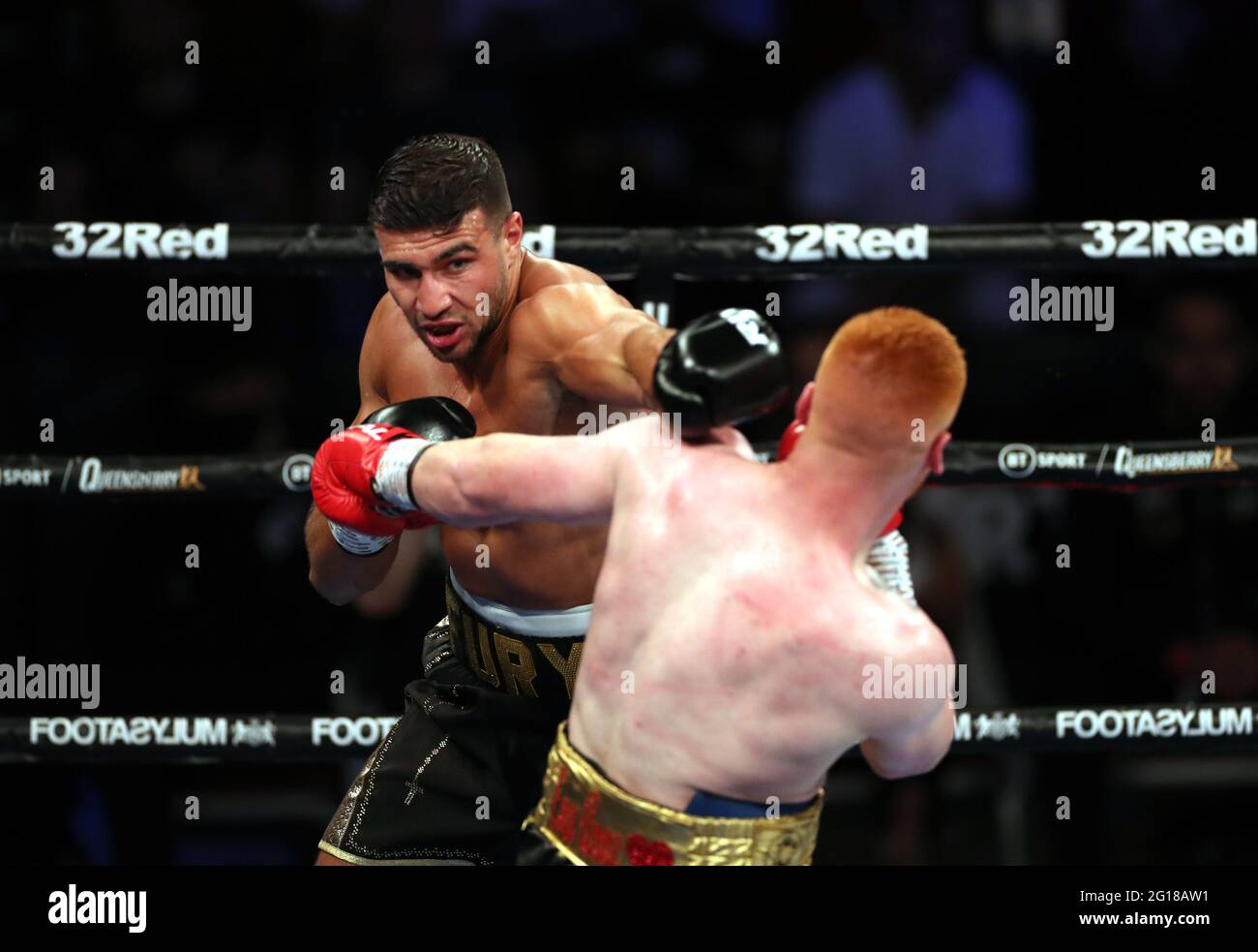 Tommy Fury (left) and Jordan Grant in the Light-Heavyweight contest during the Boxing event at the Telford International Centre, Telford. Picture date: Saturday June 5, 2021. Stock Photo