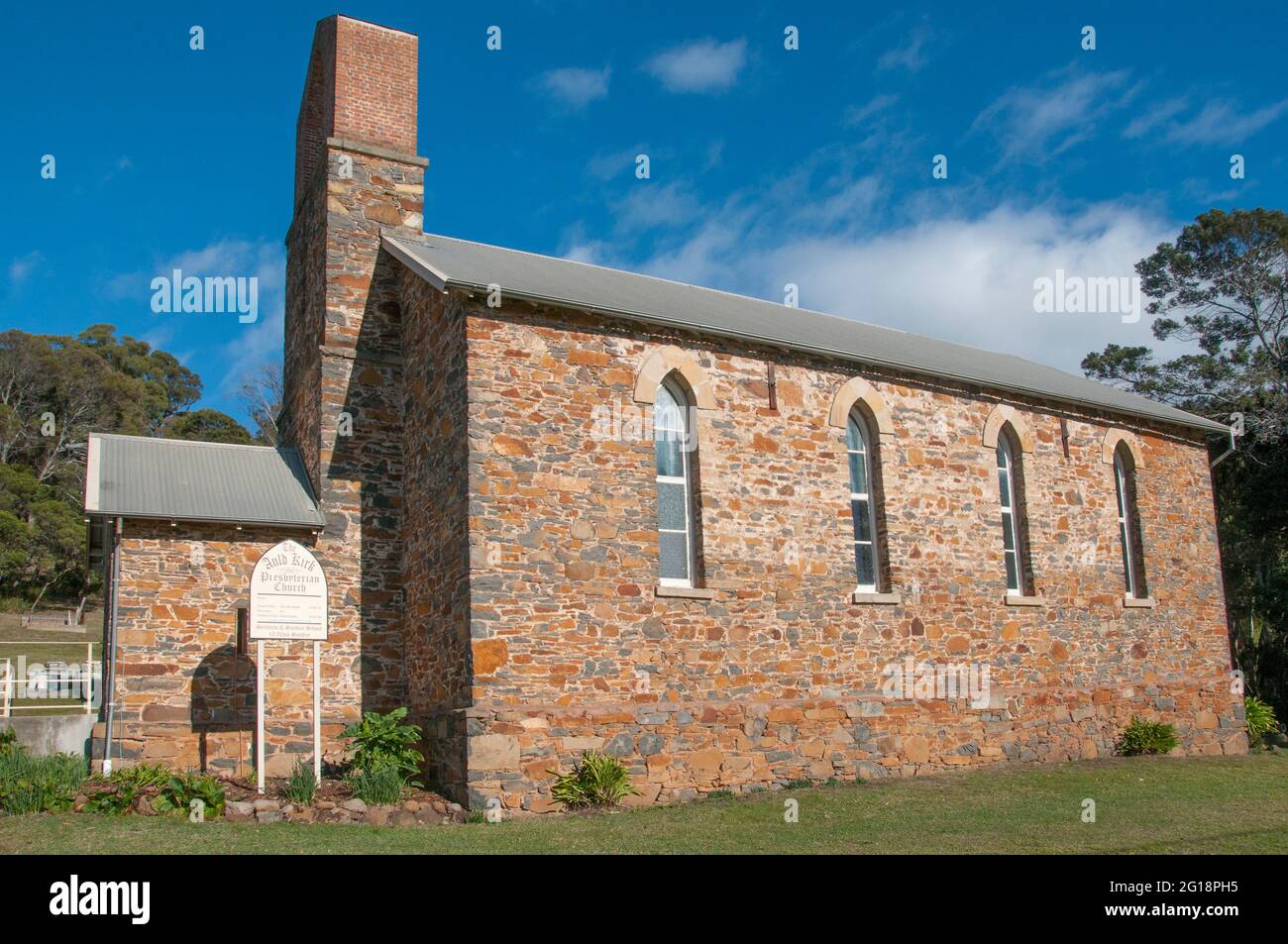 The Auld Kirk, a convict-built 1845 Presbyterian church at Sidmouth, West Tamar, Tamar, Tasmania, Australia Stock Photo