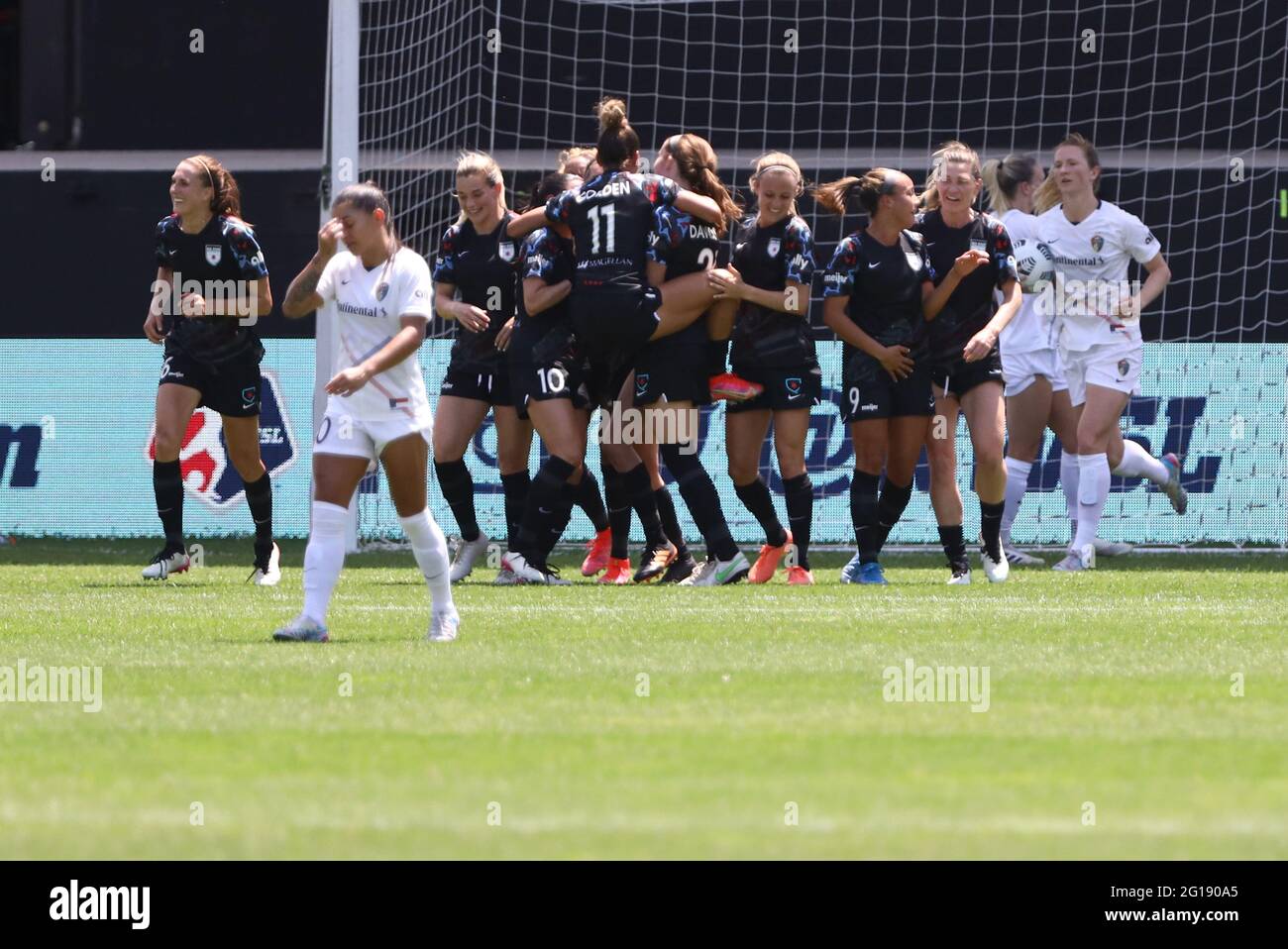 Chicago Red Stars celebrate a goal during a NWSL match against the North Carolina Courage at SeatGeek Stadium, Saturday, June 5, 2021, in Bridgeview, Stock Photo