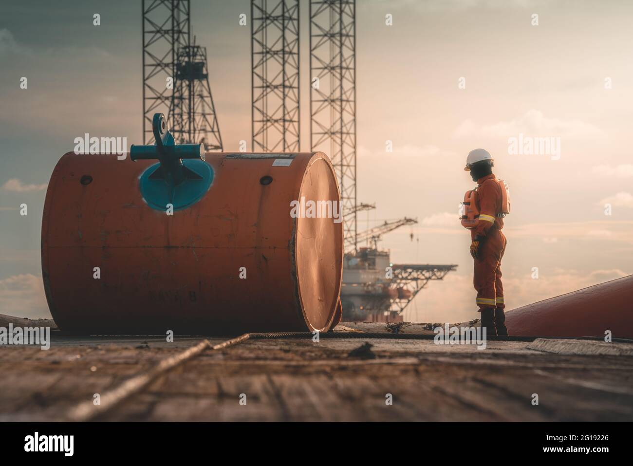 Offshore worker involvement in anchor handling operation Stock Photo Alamy