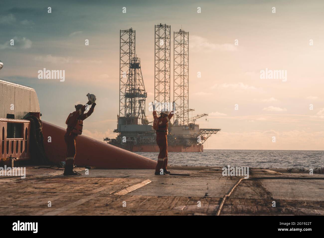 Offshore worker involvement in anchor handling operation Stock Photo