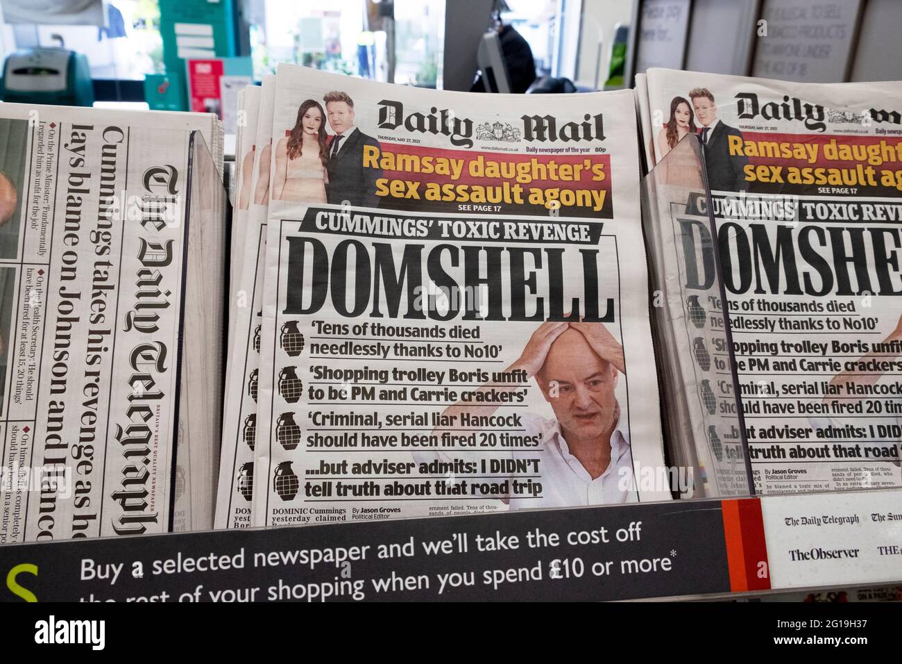 'Cummings Toxic Revenge'  Domshell on Boris Johnson and Matt Hancock in Daily Mail front page headline on 27 May 2021 in London England UK Stock Photo